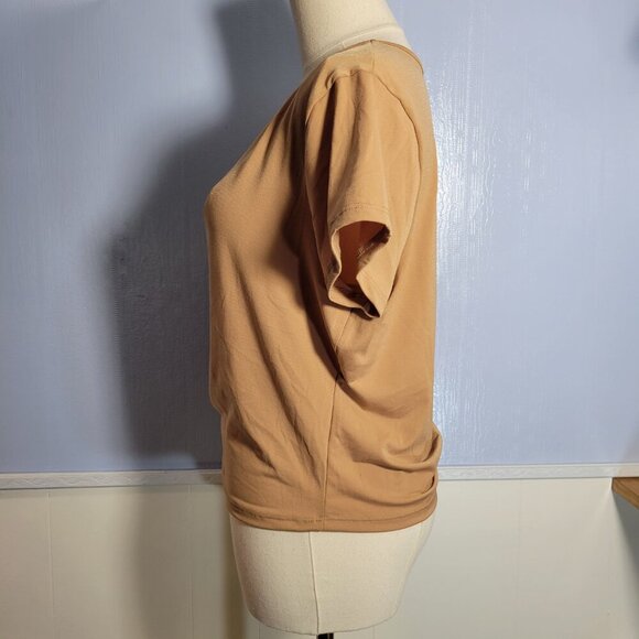 Rue + 1X Light Tan Round Neck Shortsleeve Scrunched Tie Side Casual T-Shirt - Picture 6 of 8